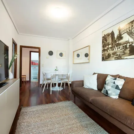 Agradable Con Parking En Gros Appartement *