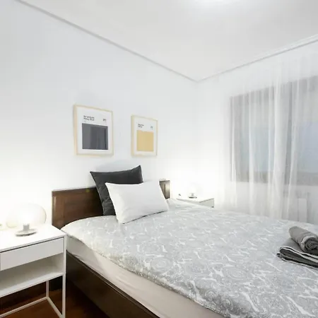 Agradable Con Parking En Gros * San Sebastián